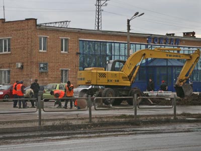 Ремонт теплотрассы на привокзальной площади Ремонт